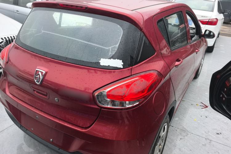 Used Baojun 310 2016 1.2L manual Comfort trim level