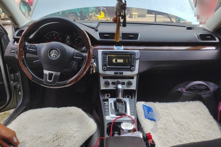 Used Volkswagen Magotan 2012 Travel Edition 2.0 TSI Luxury Version
