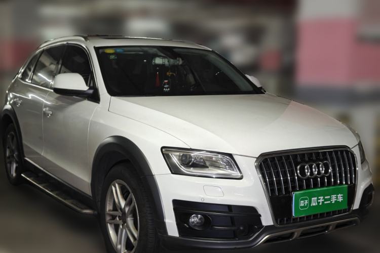 Used Audi Q5 2015 40 TFSI Luxury Model
