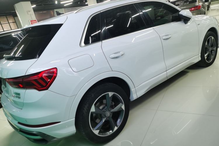 Used Audi Q3 2020 35 TFSI Fashion Dynamic Model