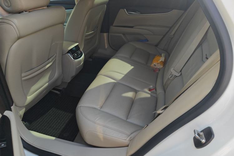 Used Cadillac XTS 2015 28T Comfort Model
