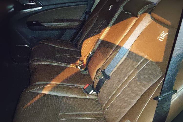 Used BYD Tang New Energy 2015 2.0T Four-Wheel-Drive Flagship Model