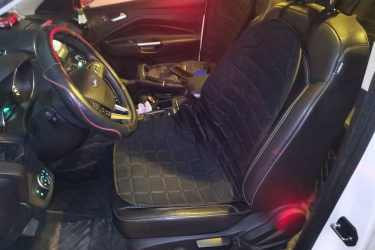 Used Ford Kuga 2017 EcoBoost 180 Two-Wheel-Drive Tiger Leap Model