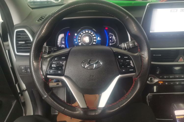 Used Hyundai Tucson 2020 280TGDi Two-Wheel-Drive GLS Smart Connectivity Version China VI Standard