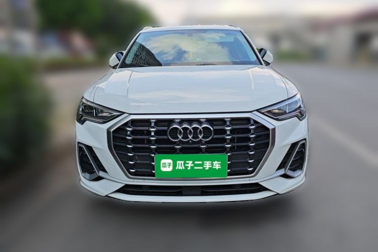 Used Audi Q3 2023 35 TFSI Fashion Dynamic Model (1.5T)
