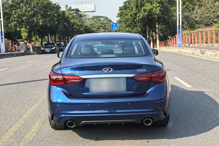 Used Infiniti Q50L 2018 2.0T Enjoyment Version China VI Standard
