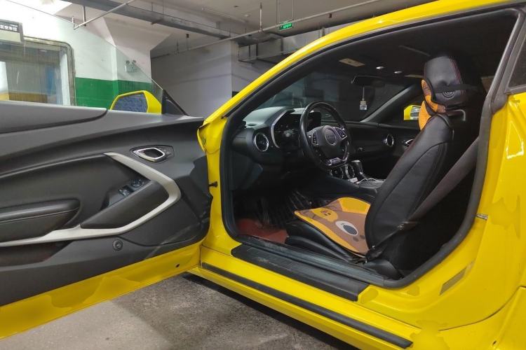 Used Chevrolet Camaro 
