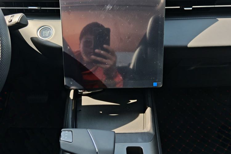 Used CHANGAN Eado 2025 Blue Whale 1.5T 500Bar Prestige Model Interior 3