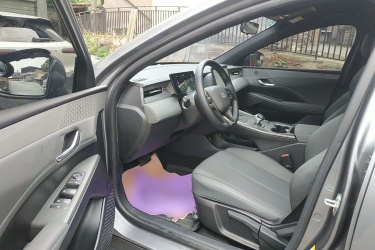 Used BYD Qin PLUS 2025 DM-i Smart Drive 55KM Leading Model
