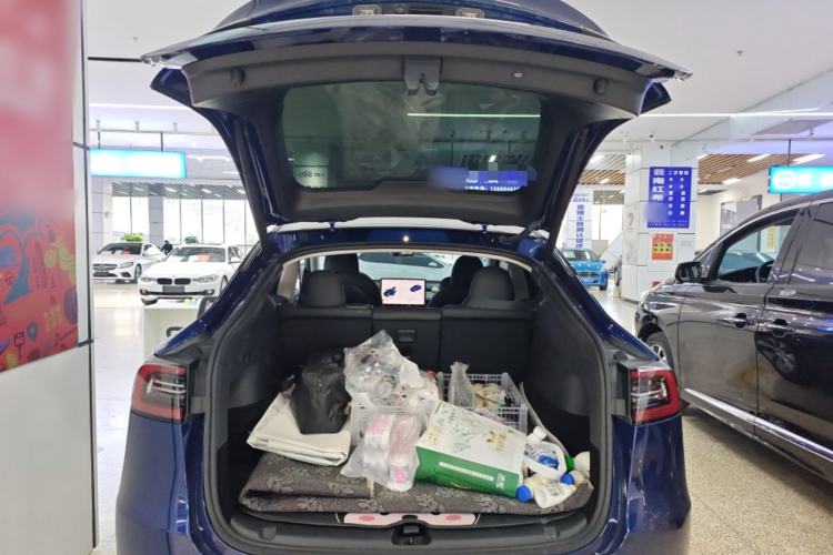 Used Tesla Model Y 2022 Rear-Wheel-Drive Version
