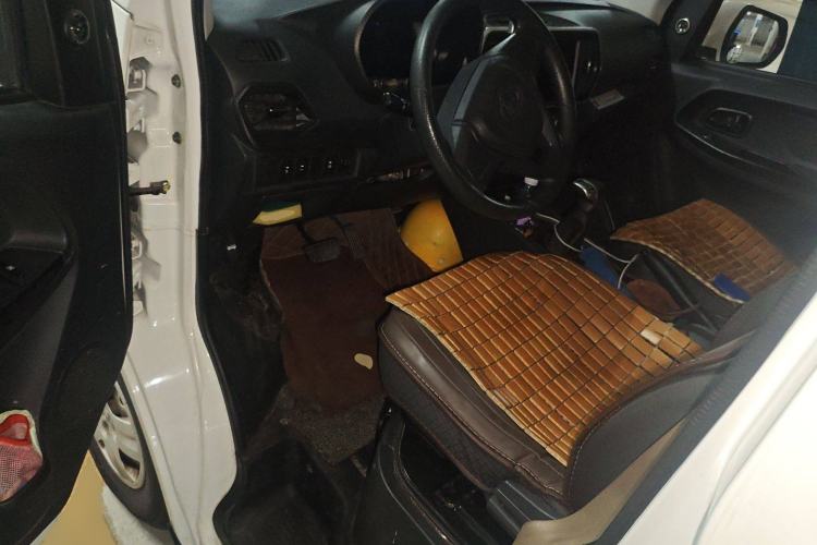 Used Chana Ruixing EM80 2023 EM80 Ⅱ Liftback 6-Seater Comfort Model