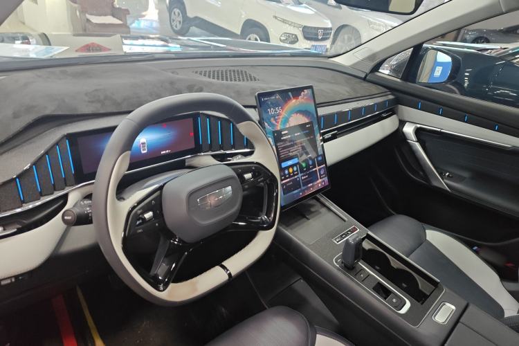 Used Geely Auto FX11 2024 1.5TD DCT Prestige Edition
