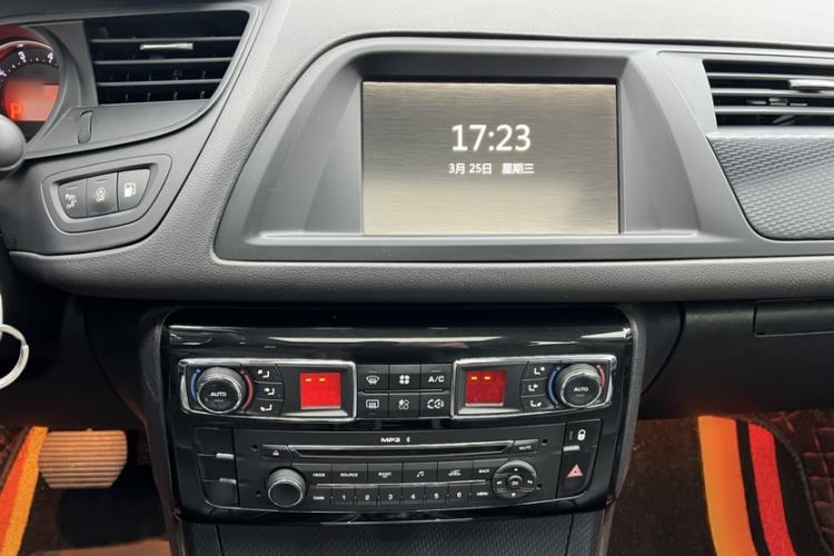 Used Citroen C5 2014 1.6T Automatic Prestige Model Audio And AC Panel