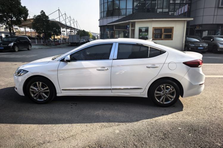 Used Hyundai Elantra (6th Generation / Lingdong) 2016 1.6L Manual ZhiXuan · Dynamic Model
