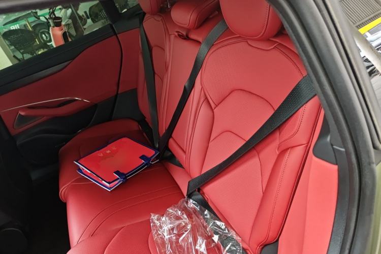 Used Xiaomi Auto SU7 2024 Four-Wheel-Drive Max Founder's Edition