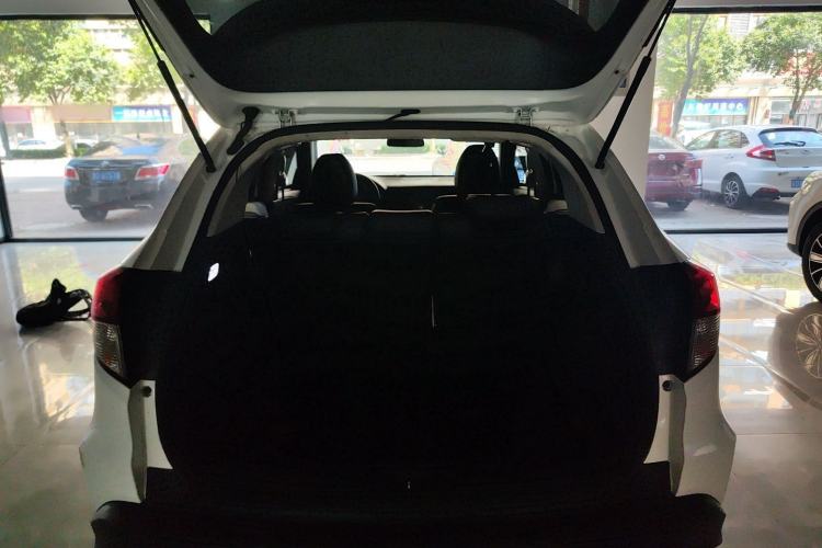 Used Honda Vezel 2020 1.5L CVT Luxury Edition Trunk