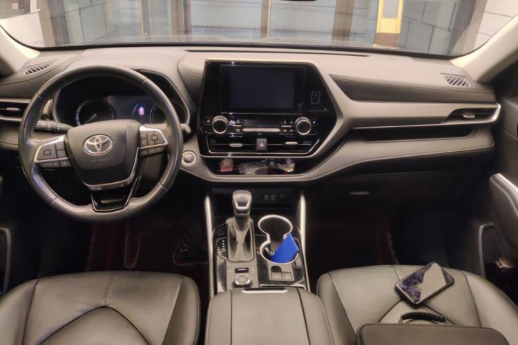 Used Toyota Highlander 2022 380T 4x4 Luxury Edition 7 Seats
