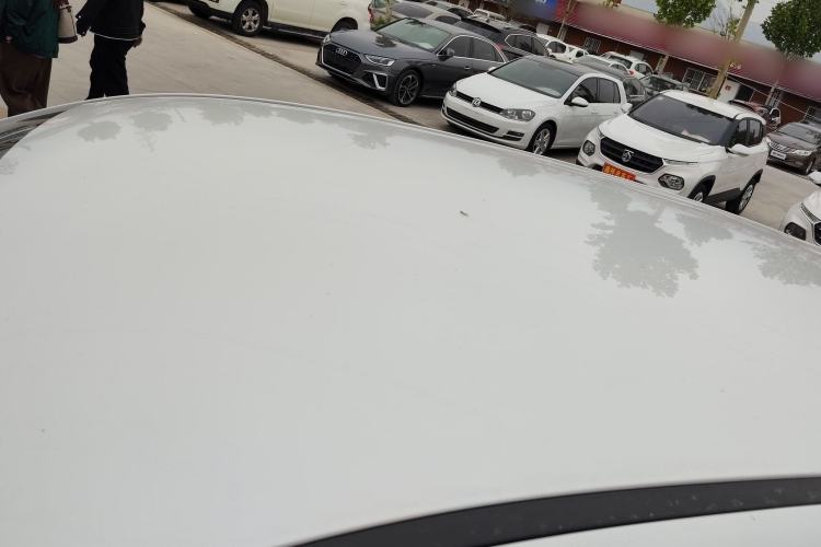 Used Wuling Alvez 2022 1.5L Manual Free-Style Model
