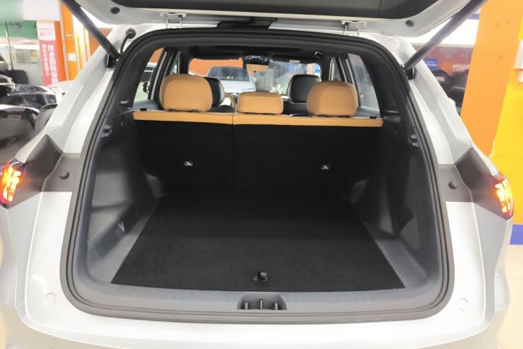 Used Geely Galaxy Xingjian 7 EM-i 2025 120km Flagship Edition Trunk