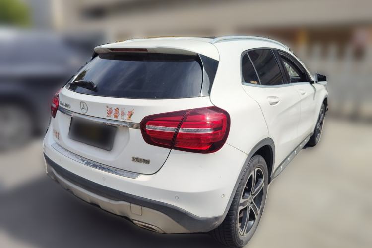 Used Mercedes-Benz GLA 2018 GLA 200 Fashion Model Rear Right 45 Deg
