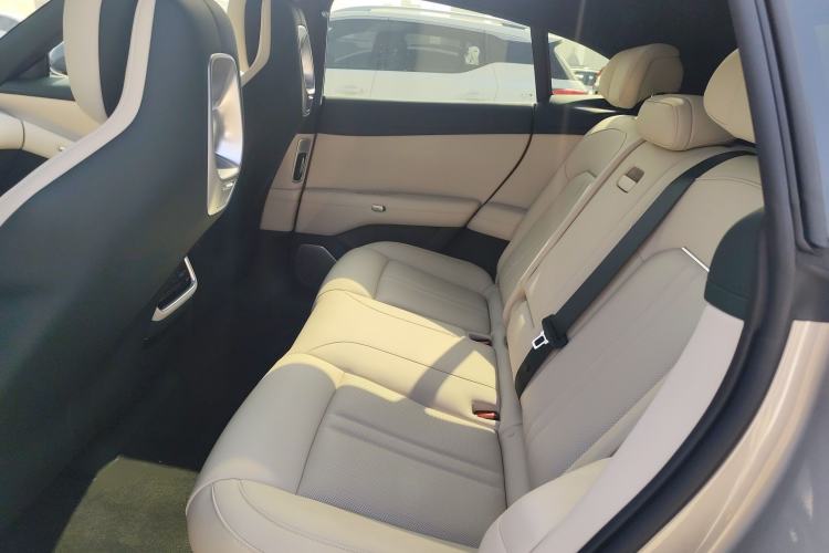 Used Xiaomi Auto YU7 2025 Ultra-Long Range Rear-Wheel Drive Version Left Rear Seat