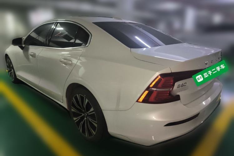 Used Volvo S60 2023 B4 Zhiyuan Luxury Edition