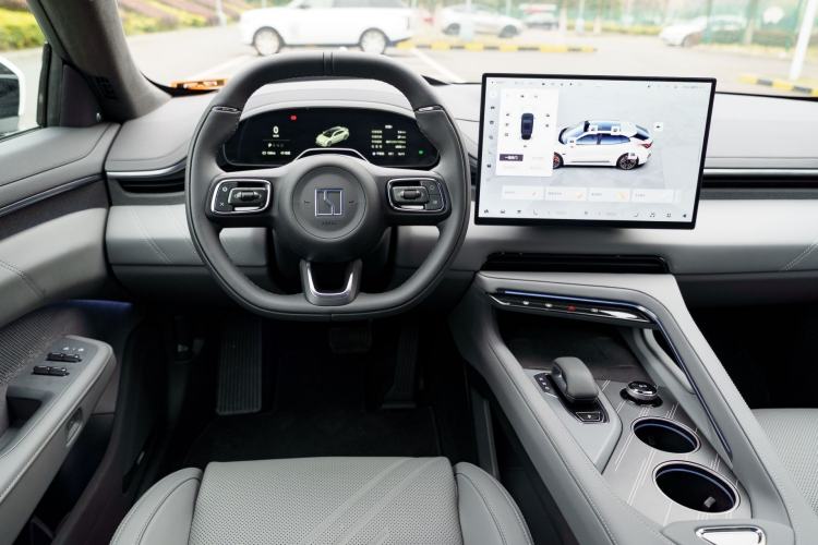 Used Zeekr 001 2025 YOU Edition 100 kWh All-Wheel Drive