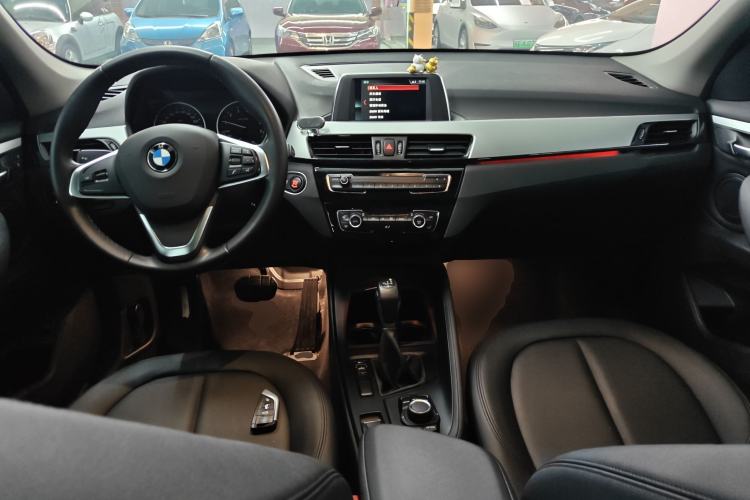 Used BMW X1 2018 sDrive20Li Leading Model Center Console