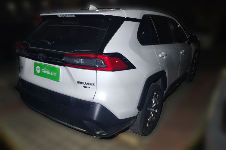 Used Toyota Wildlander 2020 2.0L CVT 4x4 Luxury Edition
