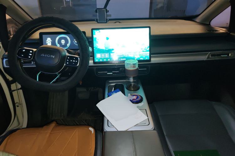 Used AION Y 2023 Younger Star Edition
