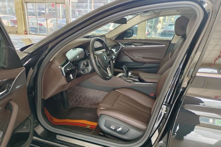 Used BMW 5 Series 2021 525Li Luxury Package