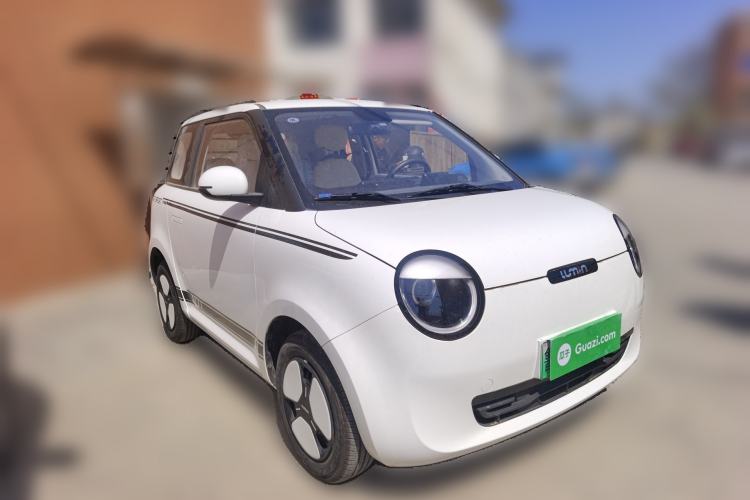 Used CHANGAN NEVO Lumin 2024 130km Qingyue Version Front Right 45 Deg