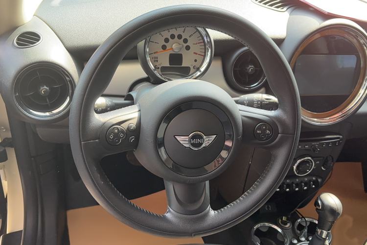 Used MINI MINI 2013 1.6L ONE Limited Edition Third Version
