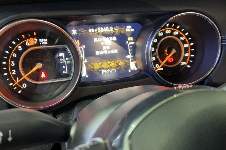 Used Jeep Wrangler 2021 2.0T 80th Anniversary Edition Interior 9