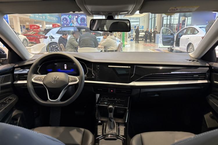 Used Volkswagen Passat New Energy 2025 430 PHEV Hybrid Business Edition