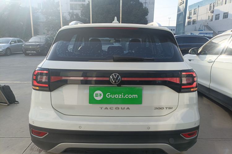 Used Volkswagen Tacqua 2021 200TSI DSG JoyConnect Edition