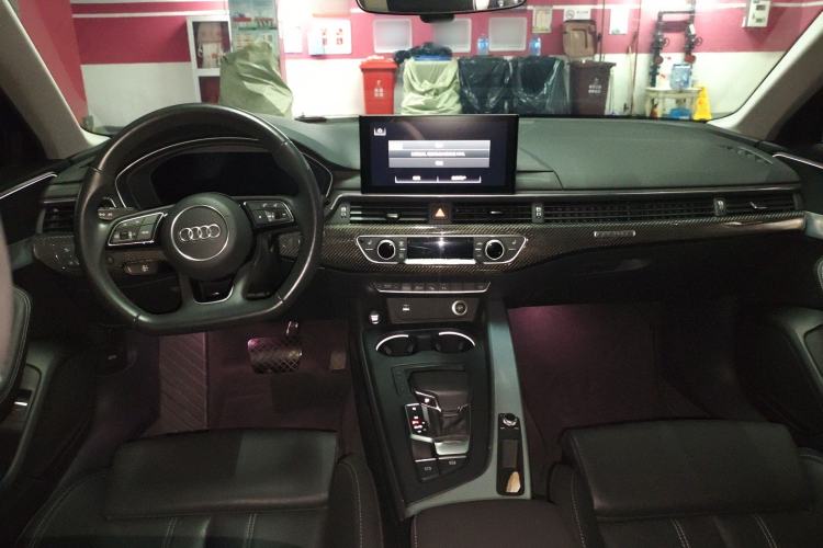 Used Audi A4L 2022 40 TFSI Luxury Dynamic Model
