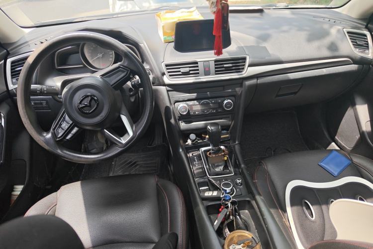 Used Mazda 3 Axela 2017 Sedan 1.5L Automatic Luxury Model Emission Standard China V