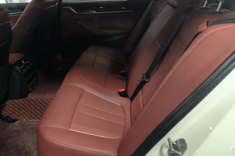 Used BMW 5 Series 2022 Second Facelift 525Li M Sport Package