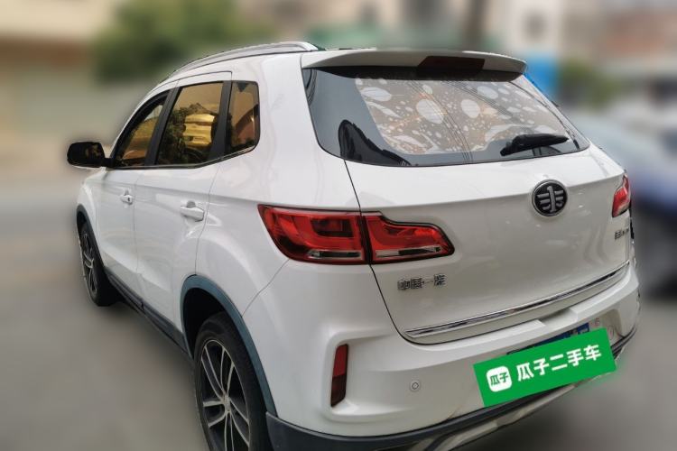 Used Bestune X40 2017 1.6L Manual Luxury Edition