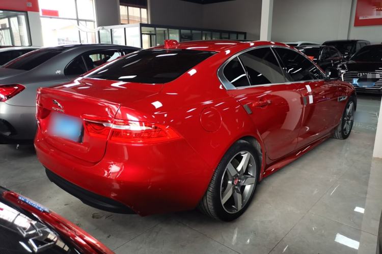 Used Jaguar XE 2017 2.0T 200 PS R-Sport
