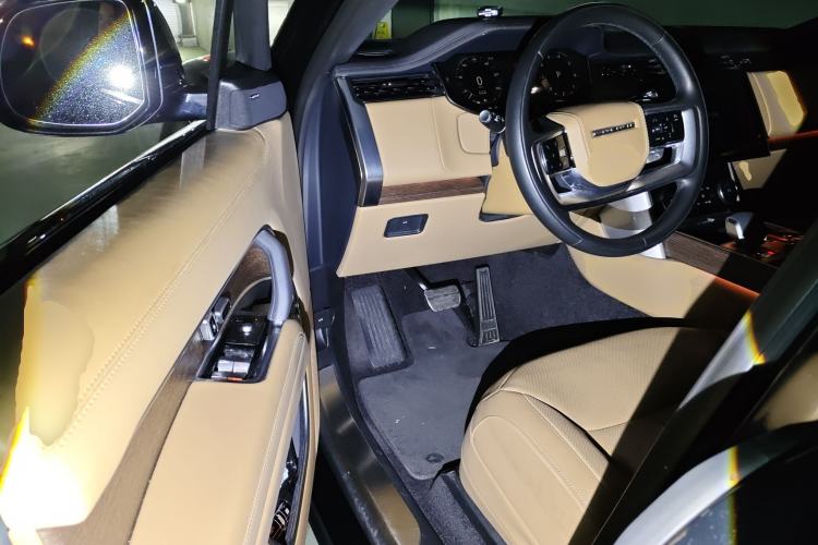 Used Land Rover Range Rover 2023 3.0 L6 360 PS Grand Edition