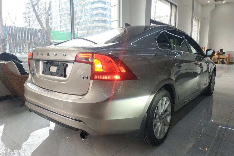 Used Volvo S60 2016 S60L T4 Zhiyuan Edition