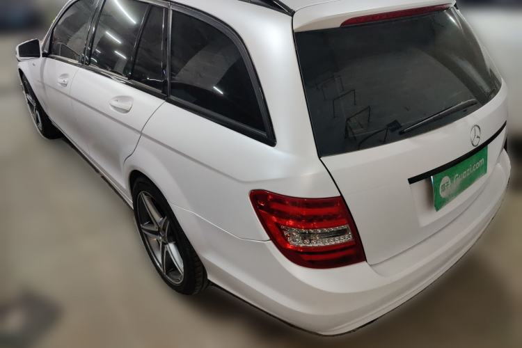 Used Mercedes-Benz C-Class 2011 C 200 Fashion Travel Edition
