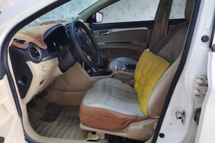 Used Roewe 350 2015 1.5L Manual Luxury Sunroof Edition Left Front Seat