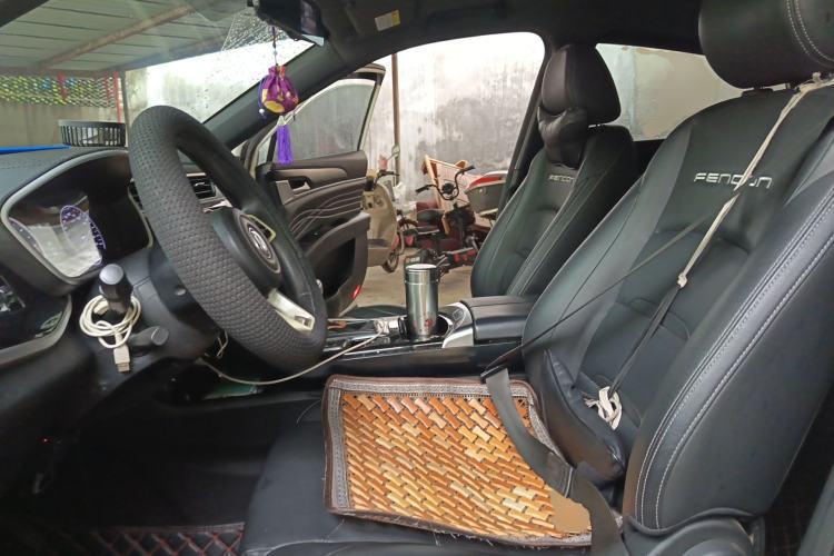 Used Dongfeng Fengon ix5 2019 220TGDI CVT Zhiya Trim China VI Standard Left Front Seat
