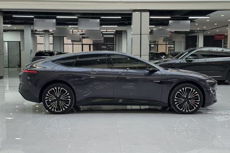 Used Avatr 12 2025 Ultra Extended-Range Edition