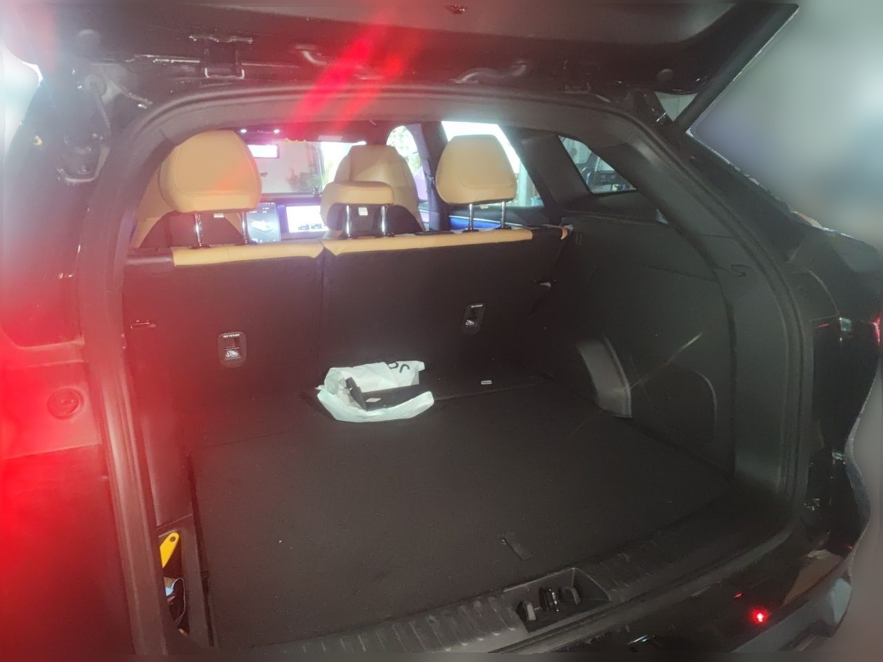 Geely Galaxy L7 2023 1.5T 115 km Starship — снимка 19