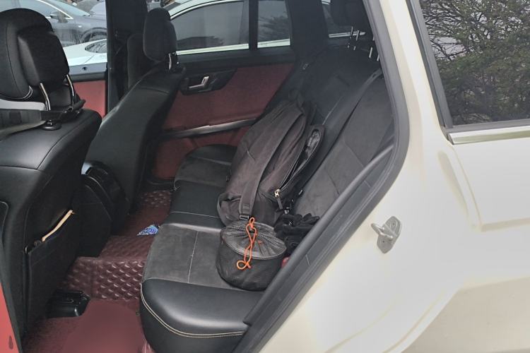 Used Mercedes-Benz GLK-Class 2015 GLK 260 4MATIC Dynamic Edition Ultimate Version Left Rear Seat