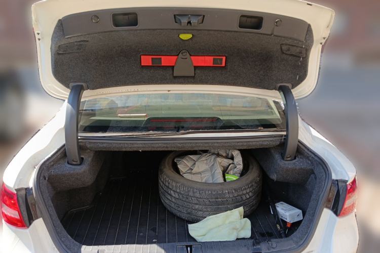 Used Geely Auto Emgrand GT 2015 1.8T Flagship Model Trunk